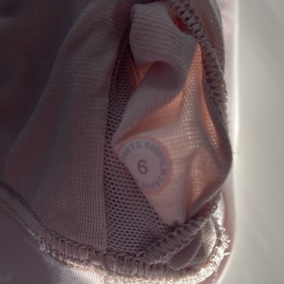 Lululemon Energy Bra B-D Cups - Picture 3 of 3